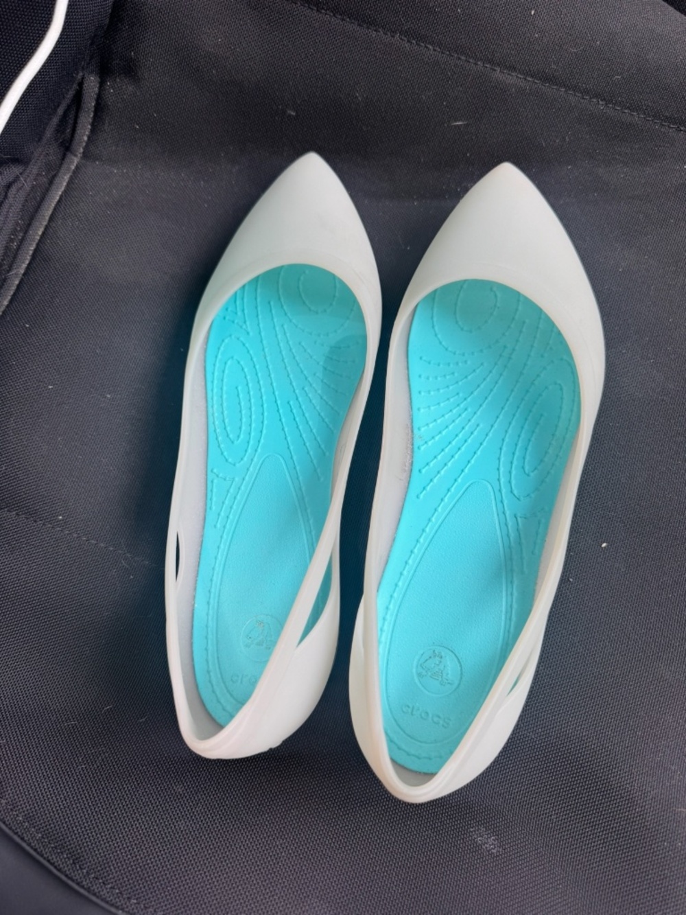 Crocs womens size 9 pointed shoes Mary Jane slip on